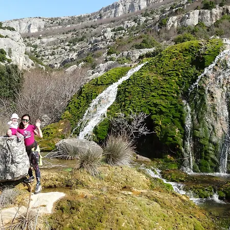 Smilje I Maslina アパート *