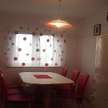 Smilje I Maslina Apartman