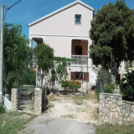 Appartement Smilje I Maslina *