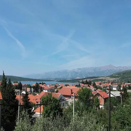 Apartman Smilje I Maslina Gornji Karin