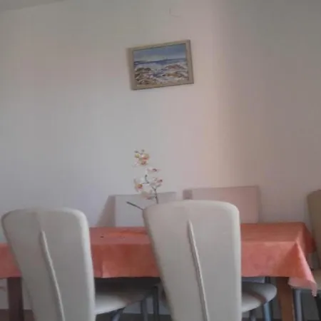 Smilje I Maslina Apartman
