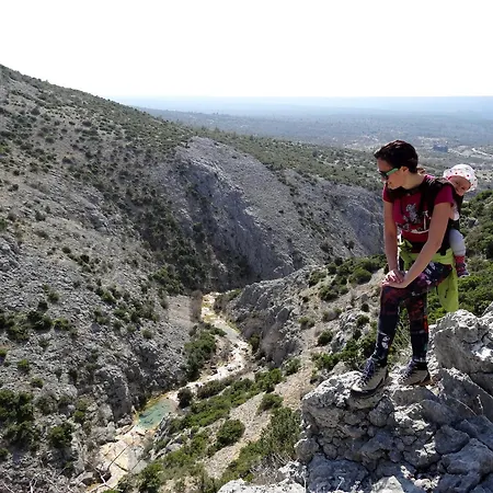 Apartamento Smilje I Maslina Gornji Karin