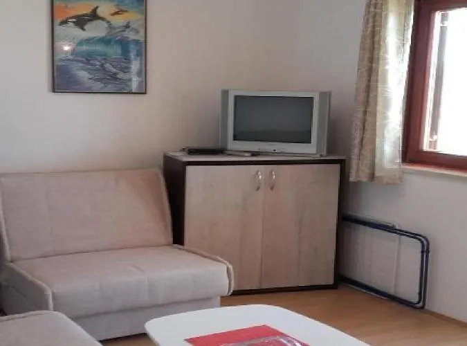 Smilje I Maslina Apartman Gornji Karin